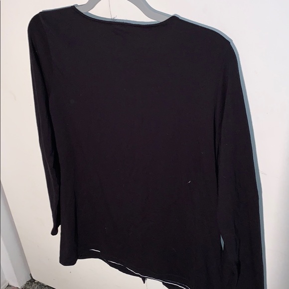 Black & white causal top - Picture 5 of 7